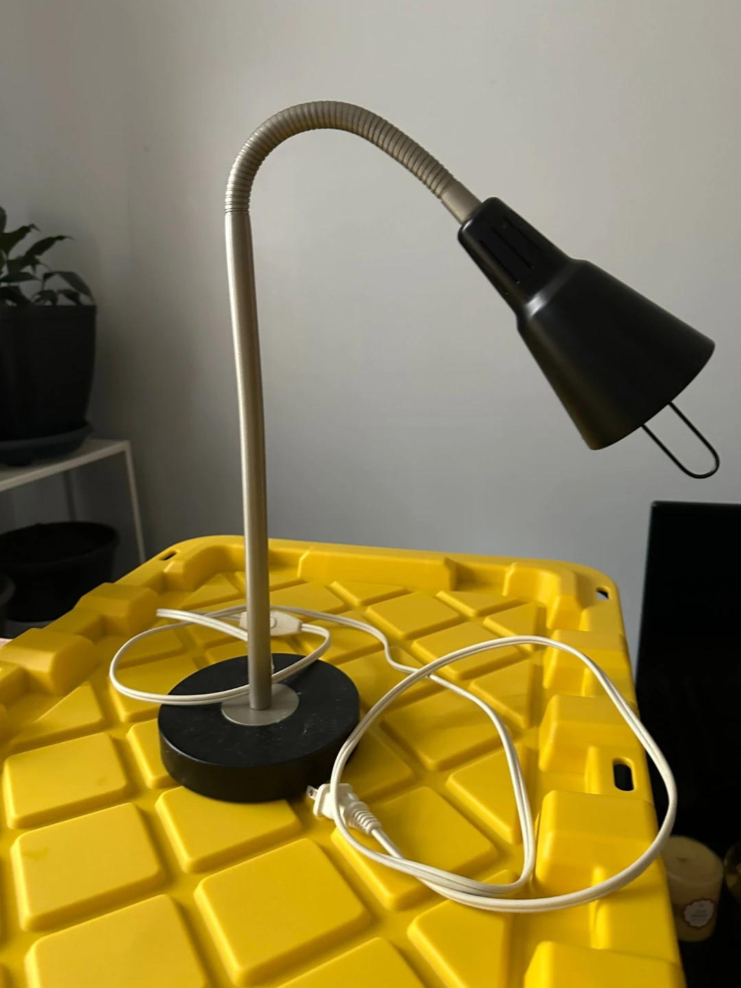 Adjustable Gooseneck Desk Lamp