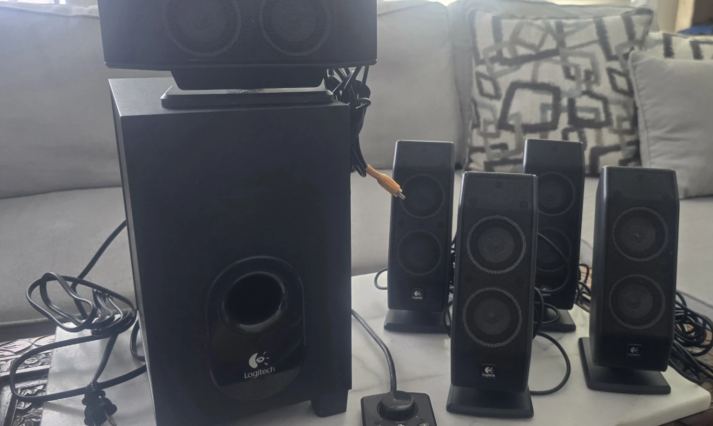 Logitech 5.1 Surround Sound Speaker System with Subwoofer