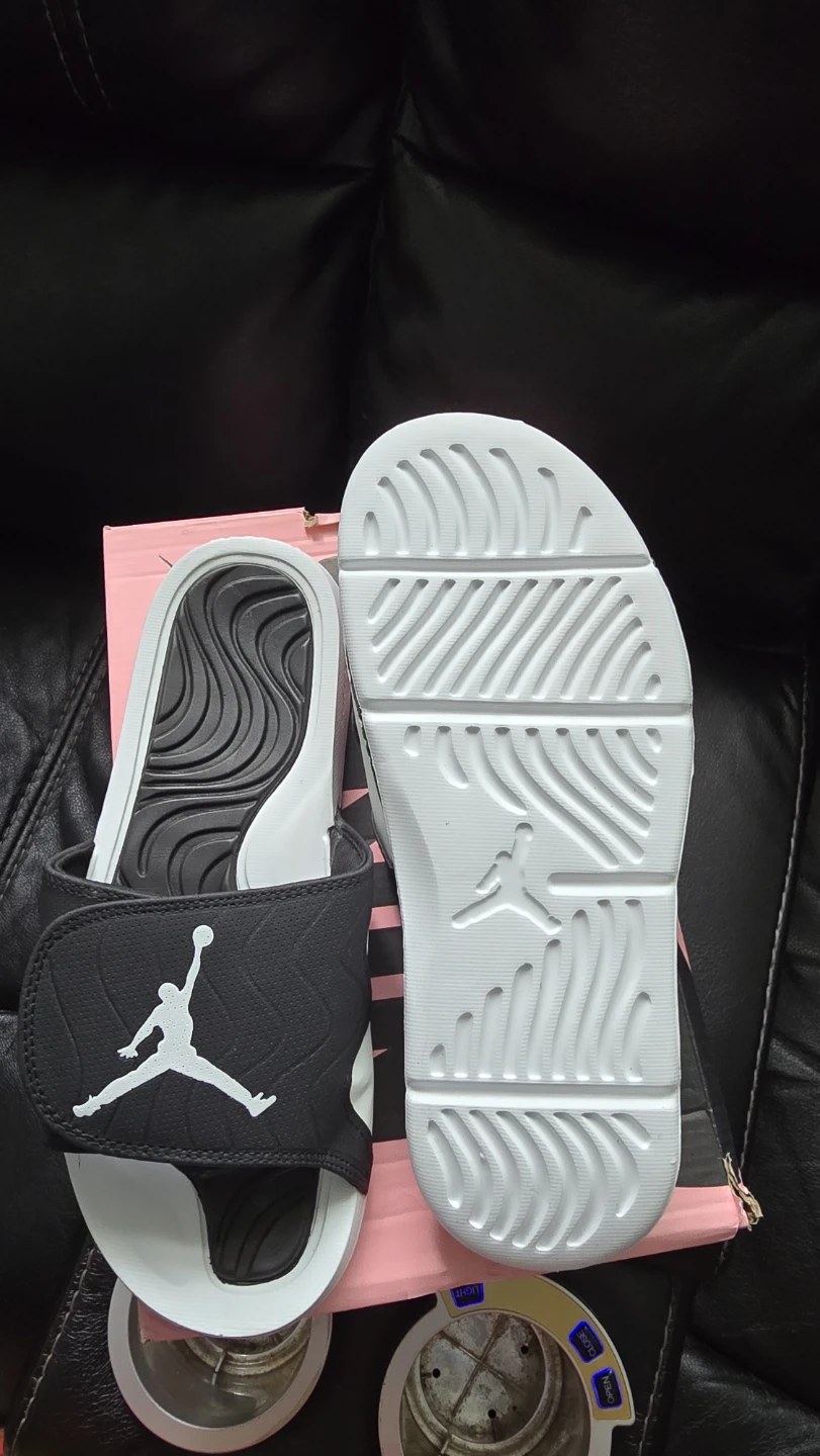 Brand new Jordan Black White Sleepers for sale - photo 4