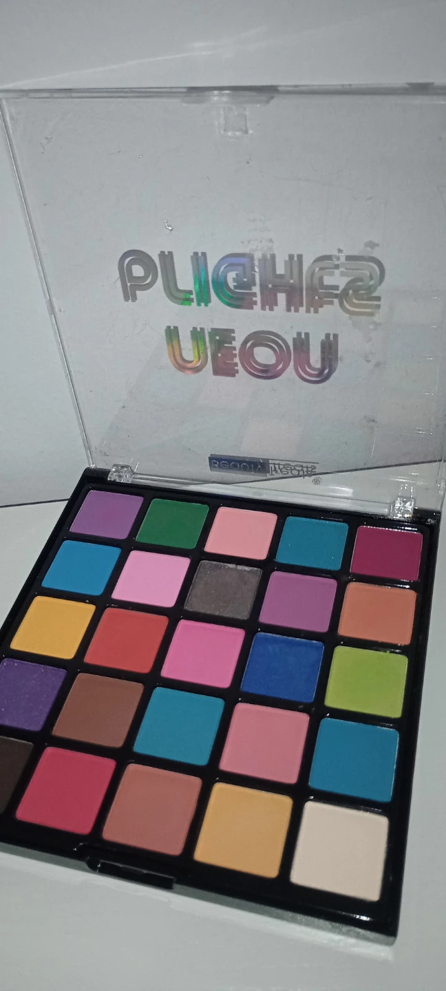 Beauty Treats Neon Brights Eyeshadow Palette