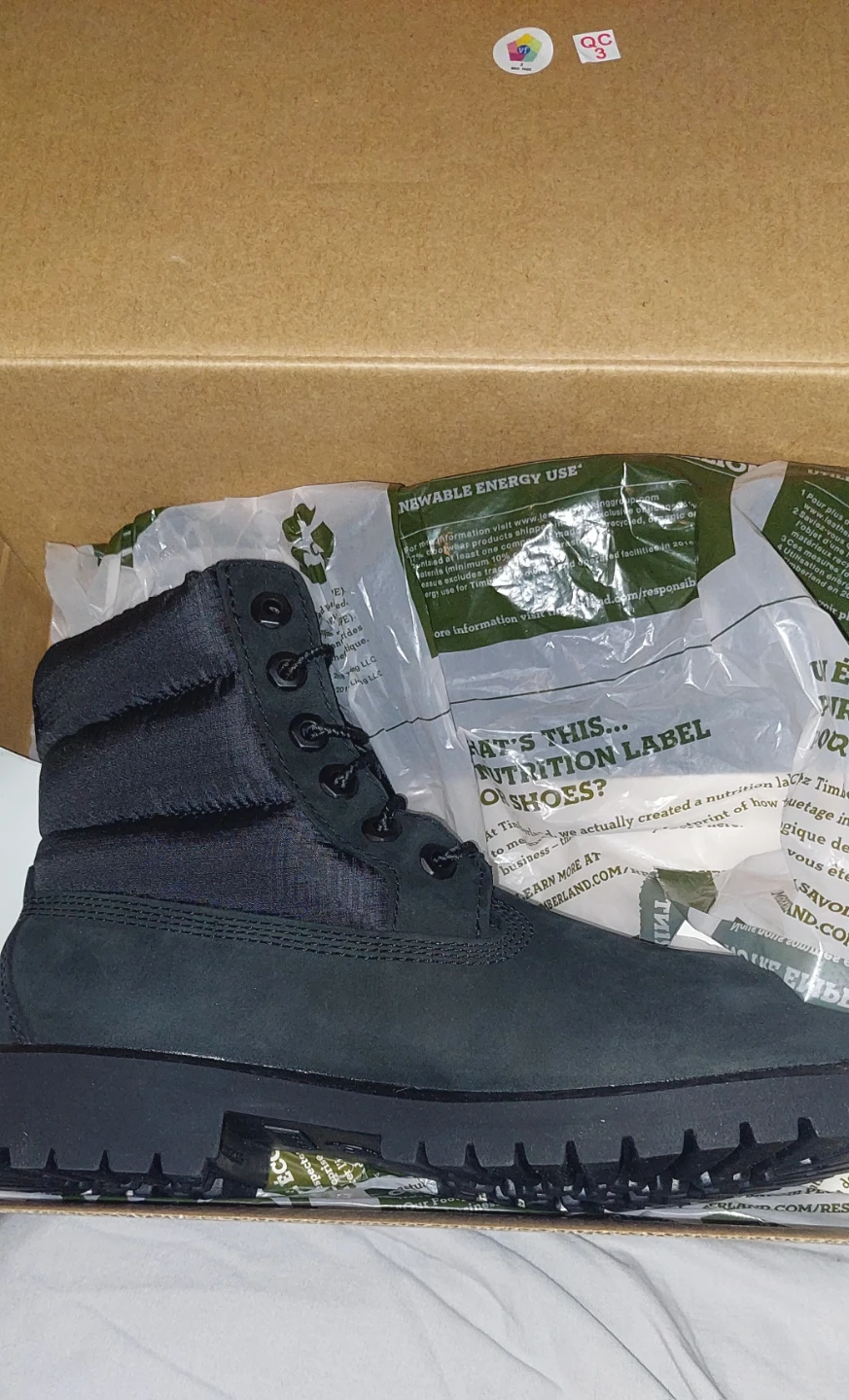 Timberland Premium 6 Inch Quilt Boot Youth's Size 2 Black Nubuck - photo 2