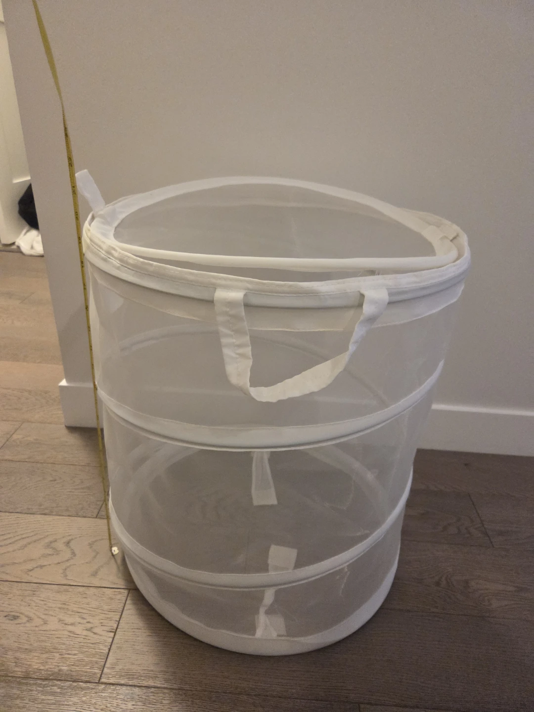 White Mesh Laundry Hamper Pop-Up