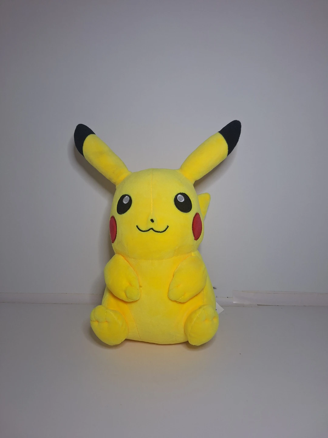 Pokémon PIKACHU Plush / Officially Licensed Limited Edition 15”