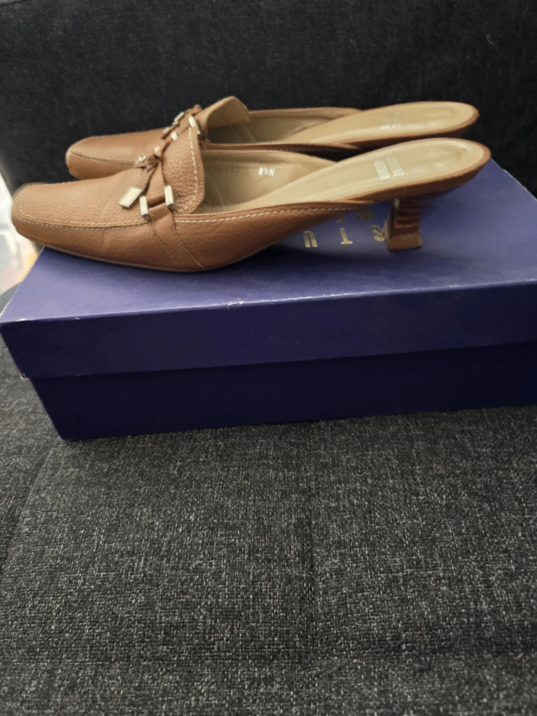 Stuart Weitzman Brown Leather Mule Heels size 8 - photo 5