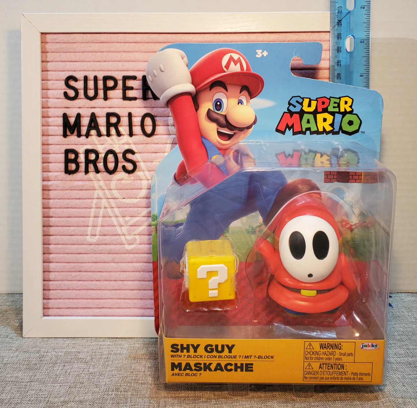 Super Mario Shy Guy Figure with Block