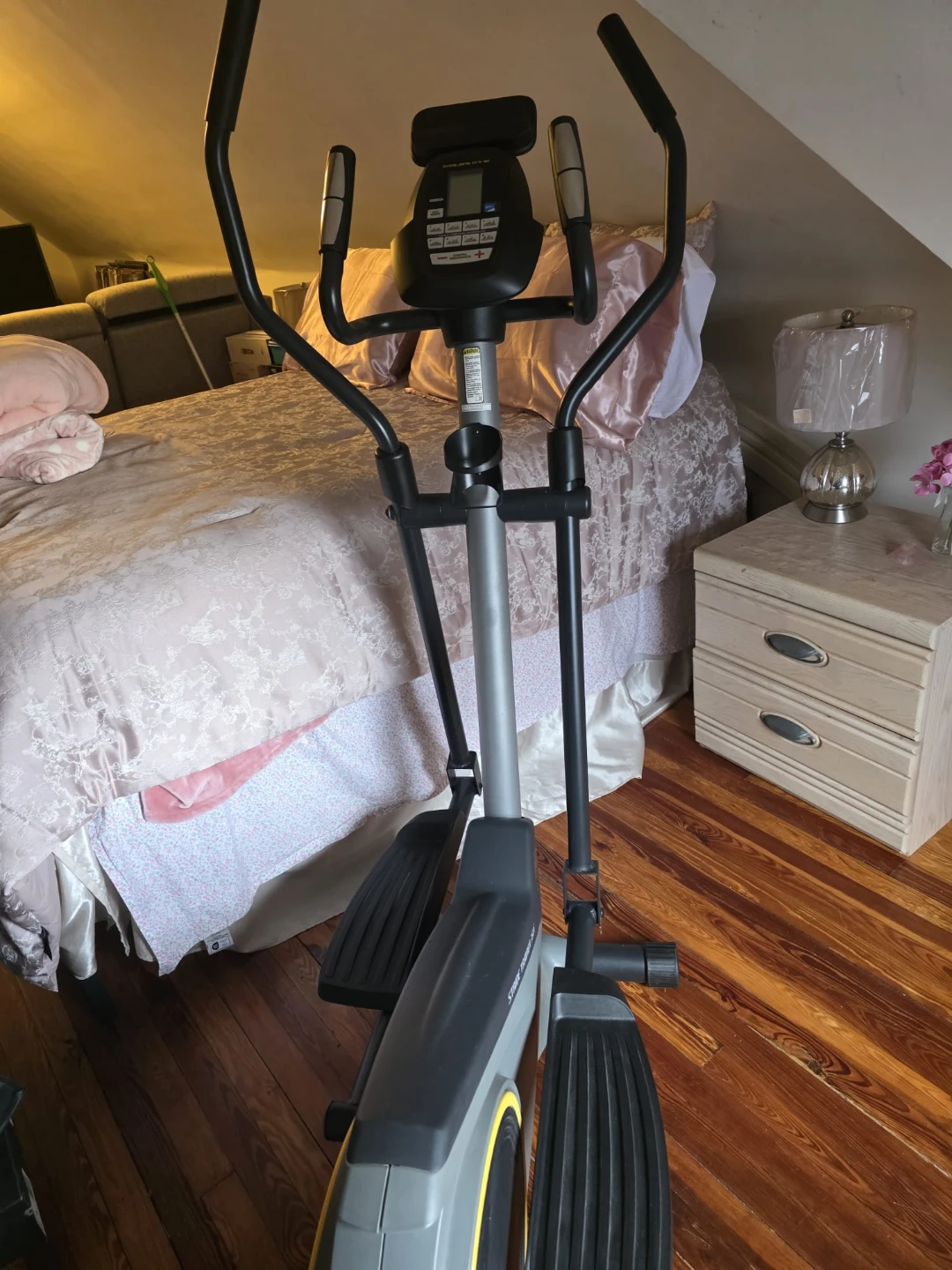 Gold's Gym Stride Trainer 380 Elliptical