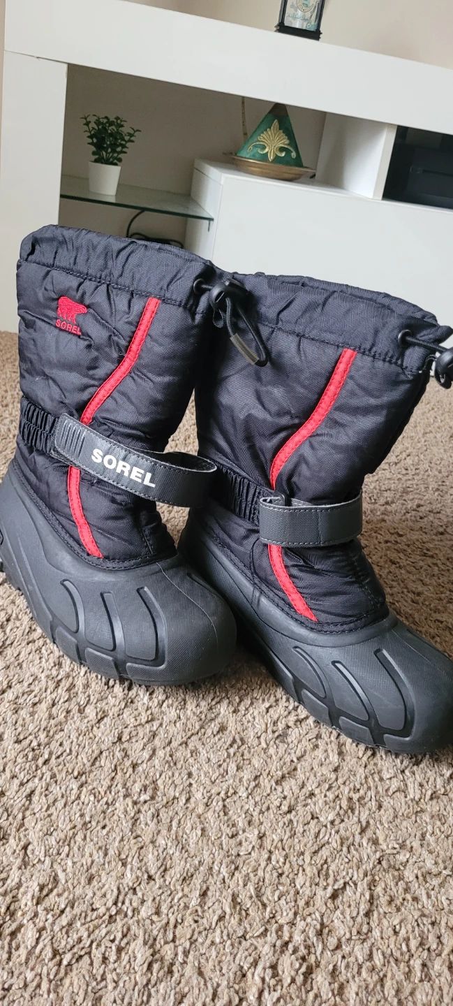 Sorel Youth Flurry Winter Boots Black Red Size 2