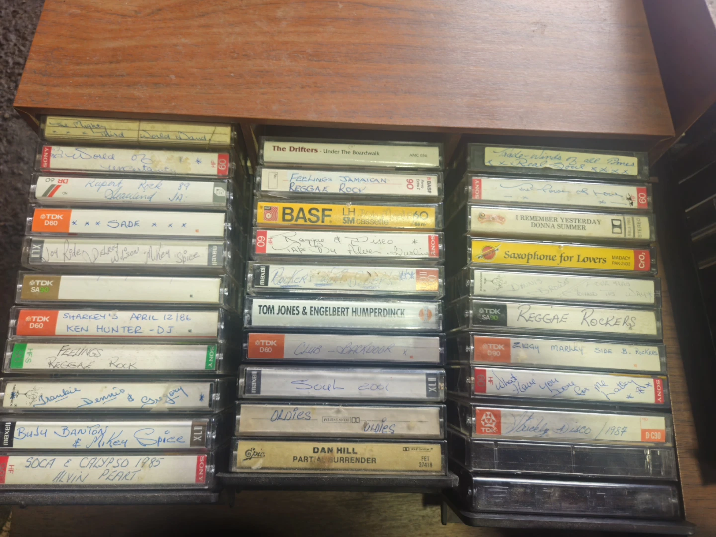 Assorted Cassette Tapes 100+ - photo 4