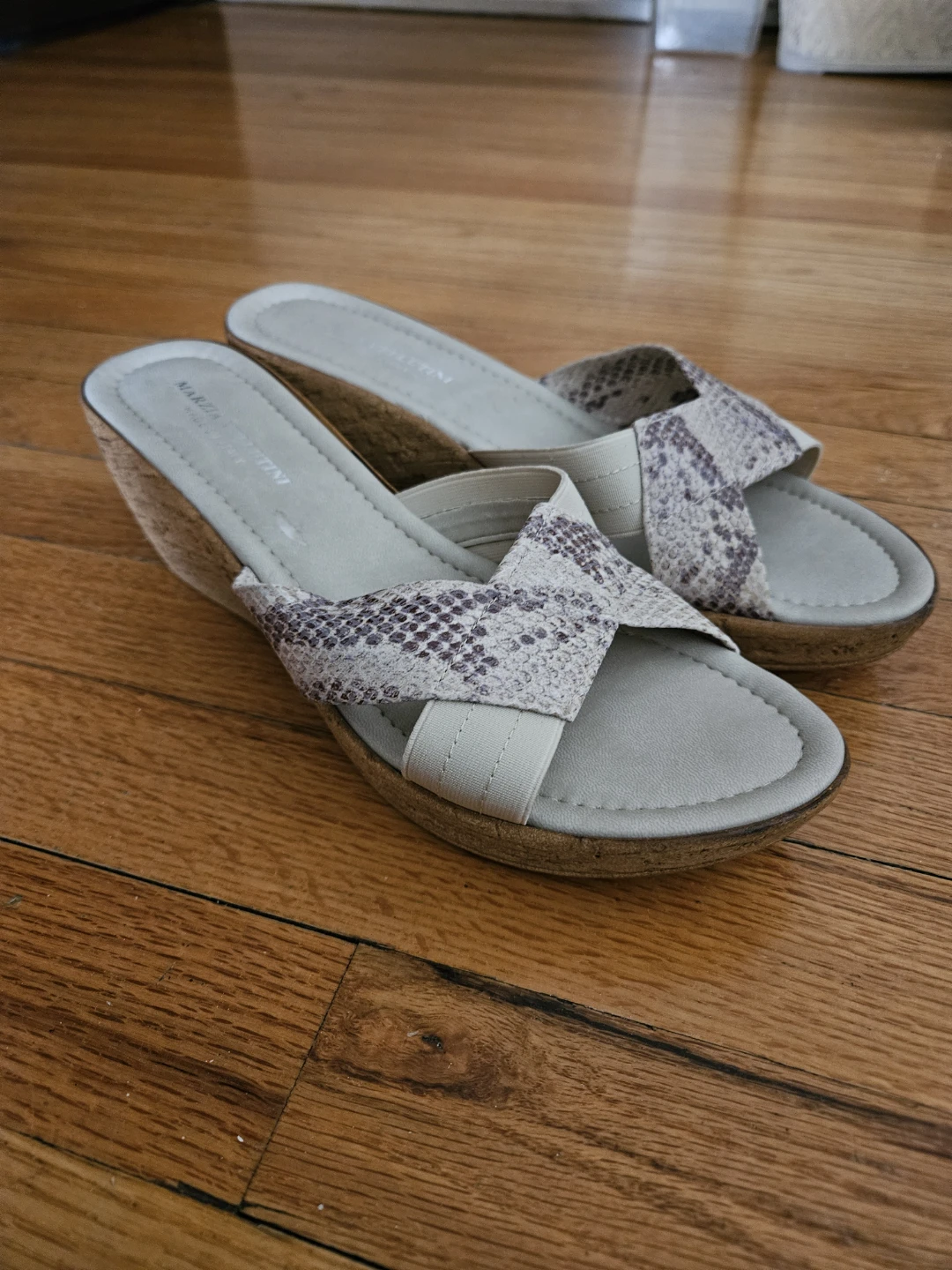 MIA VECCHIA VELLUTINI Wedge Sandals - photo 2