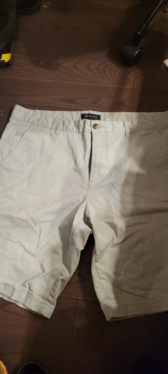 RW&CO. Chino Shorts Size 34