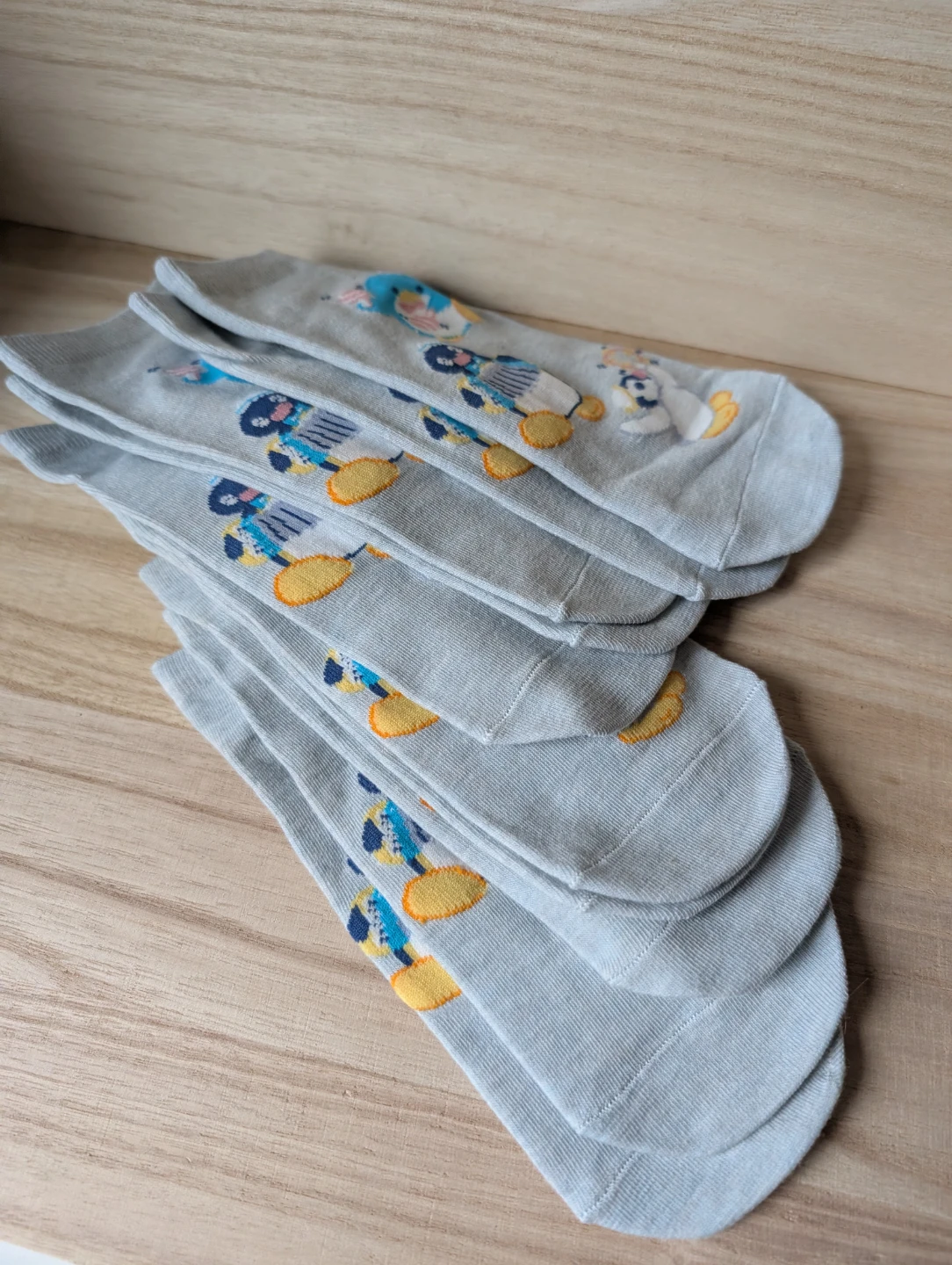 New Sanrio x Pingu Socks size 4-7 - photo 3