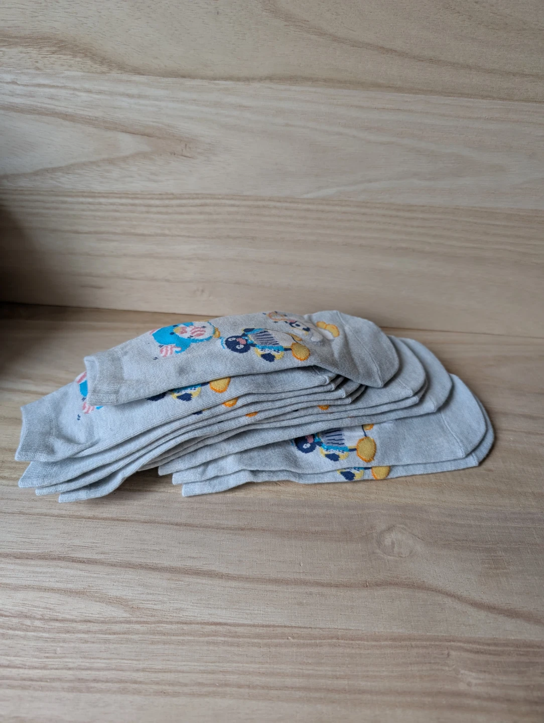 New Sanrio x Pingu Socks size 4-7 - photo 4