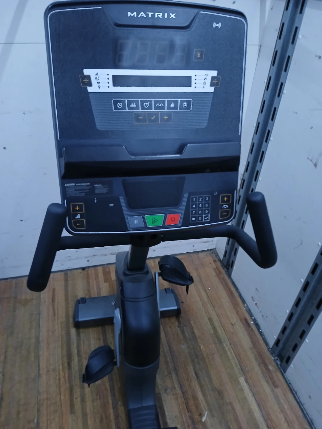 Matrix Performance Recumbent Bike with LED Console - photo 3