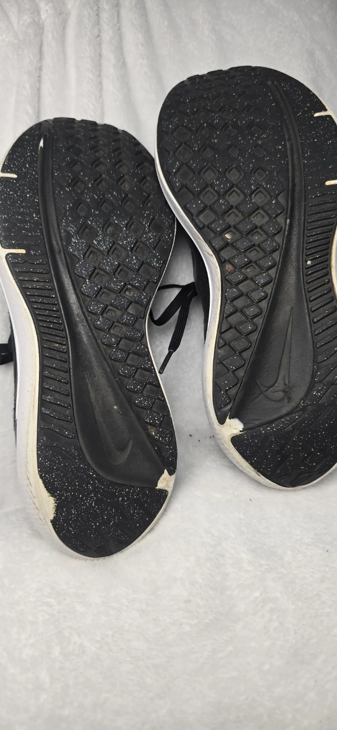 Nike Running Shoes DD8686-001 - photo 3