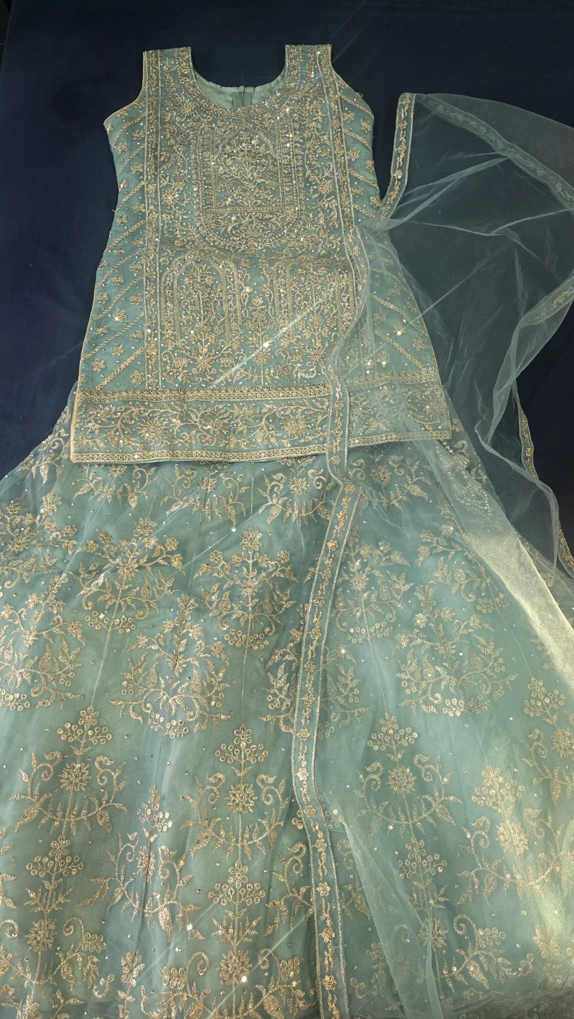 Size 32,kids lehnga on sale