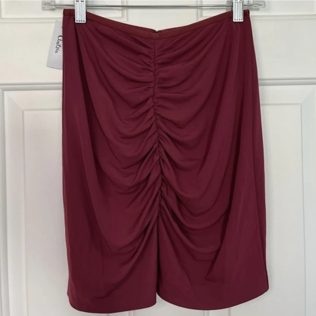 Aritzia Ruched Cordovan Skirt Size S/P - photo 2
