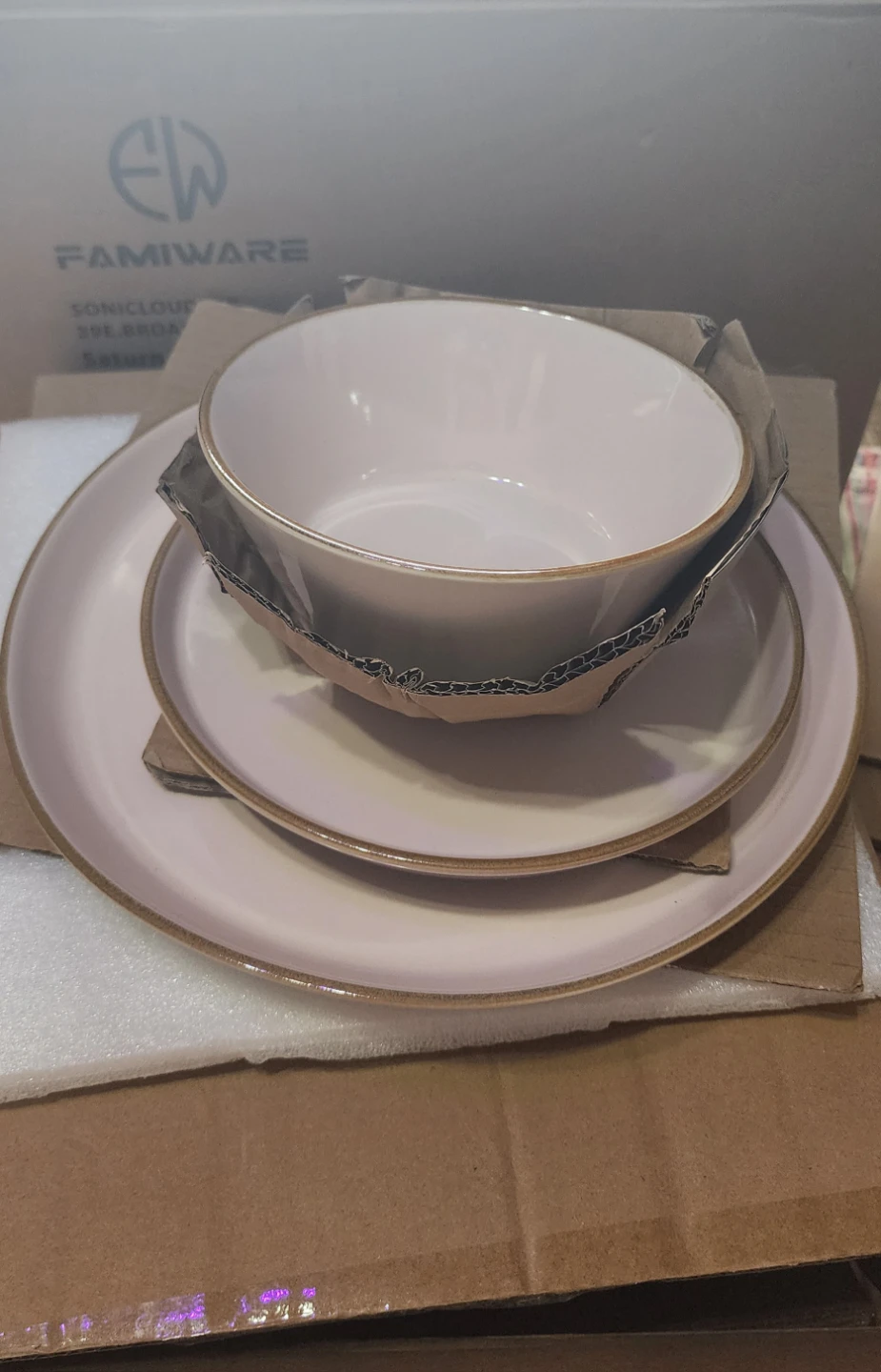 Famiware Saturn Dinnerware Set - 12 Piece, Light Pink - photo 2