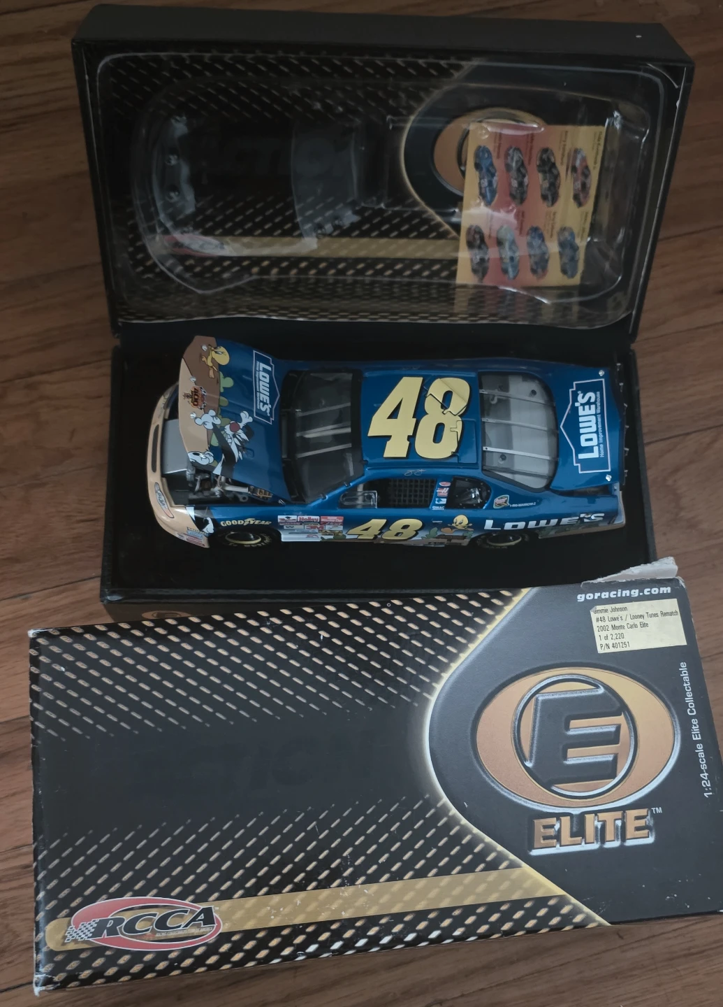 Jimmie Johnson Lowe's Racing - photo 4