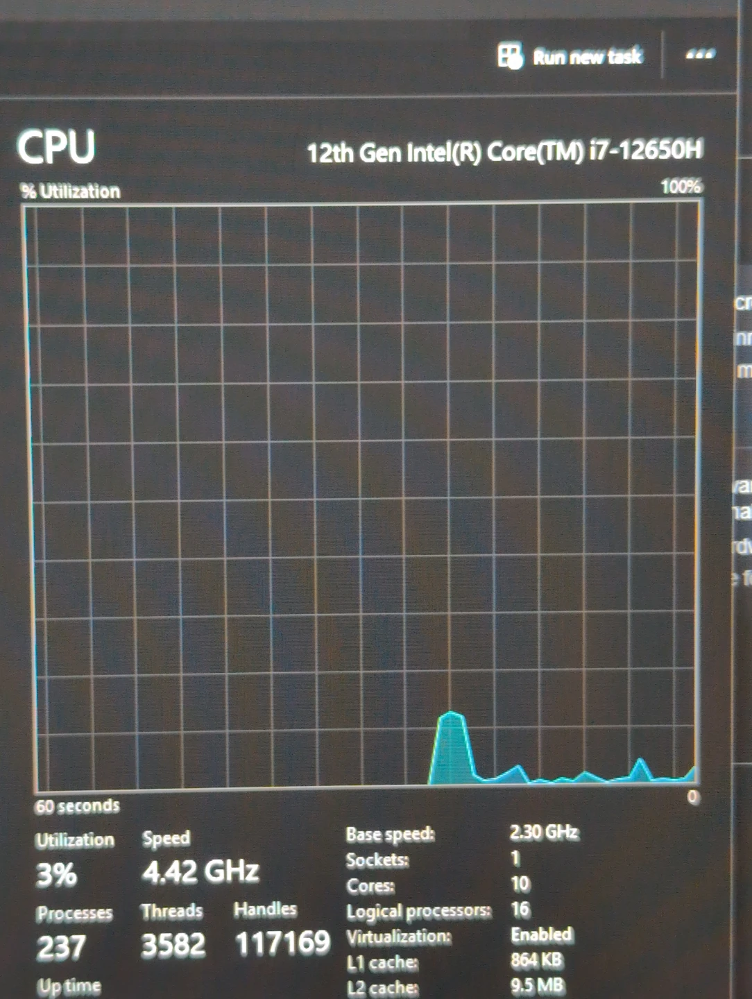 MSI Cyborg 15 A12V gaming laptop - photo 3