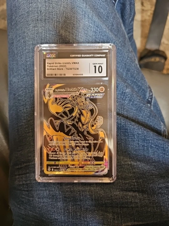 CGC 10  Rapid Strike Urshifu V Max - photo 2