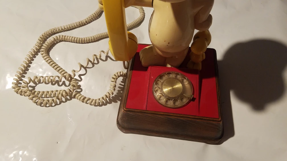 Vintage Snoopy Rotary Dial Telephone - photo 5