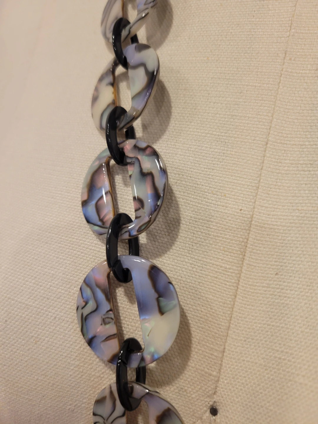 Chunky Resin Link Necklace - photo 2