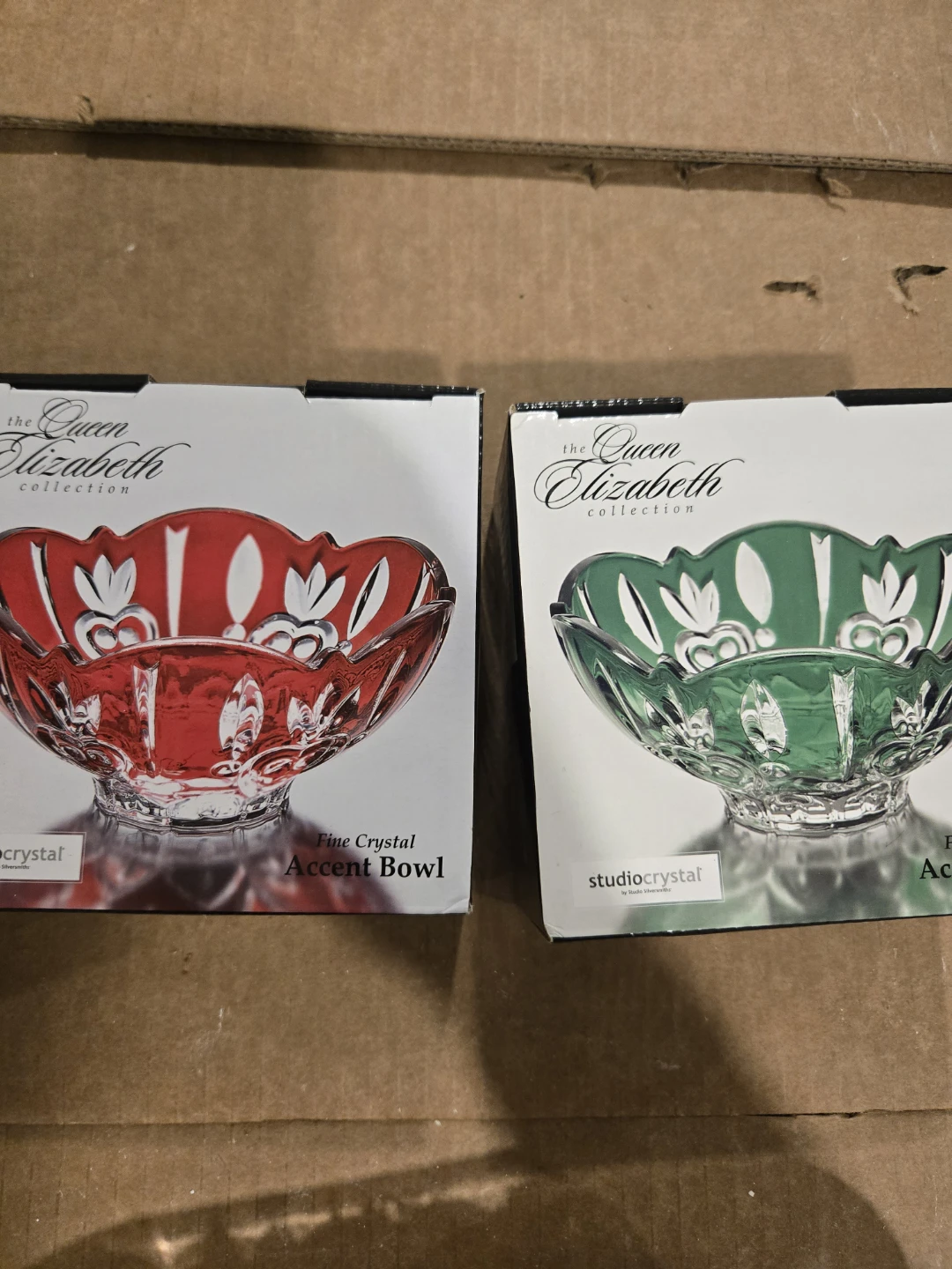 Fine Crystal Accent Bowls (Red & Green)