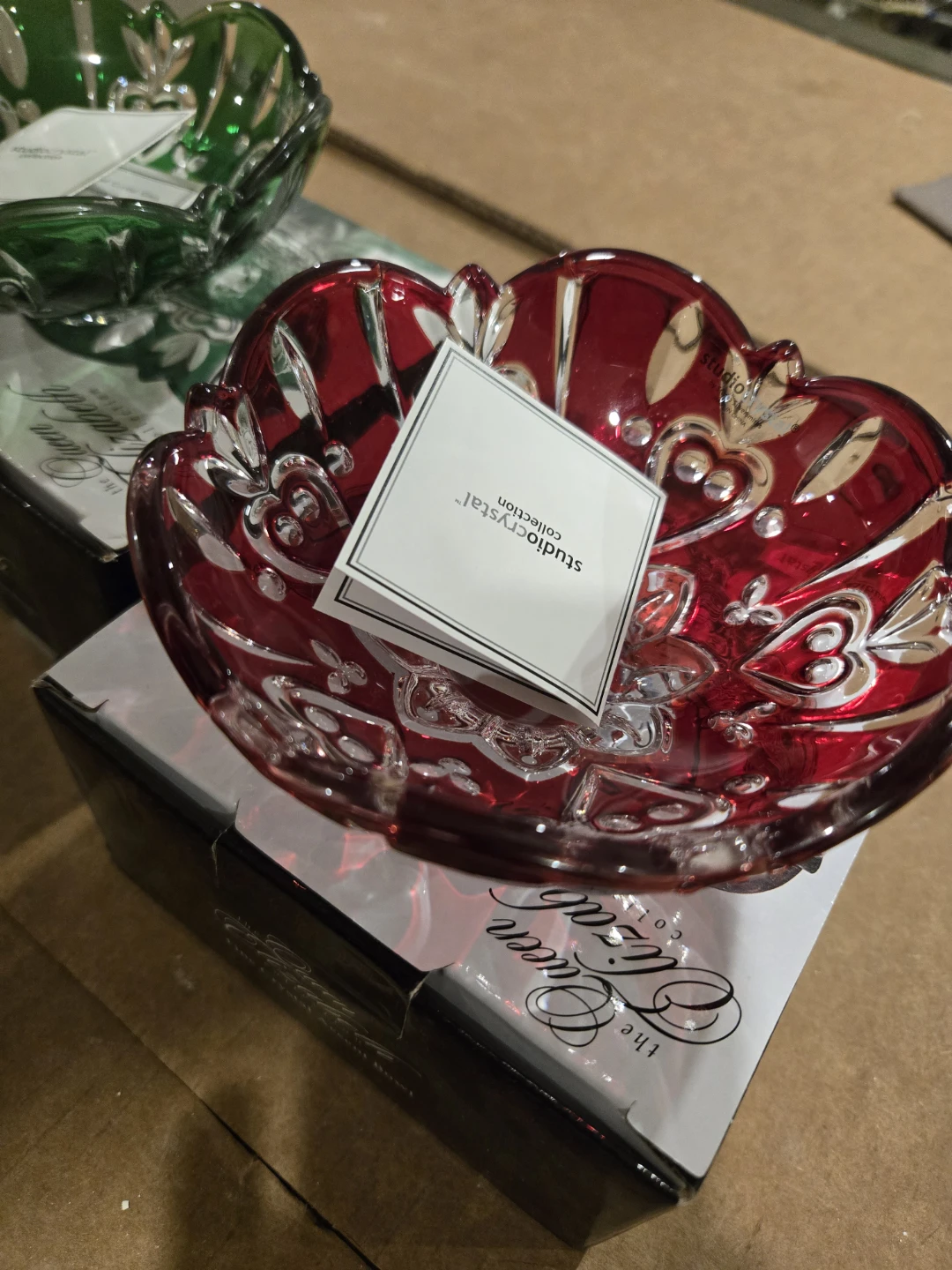 Fine Crystal Accent Bowls (Red & Green) - photo 4