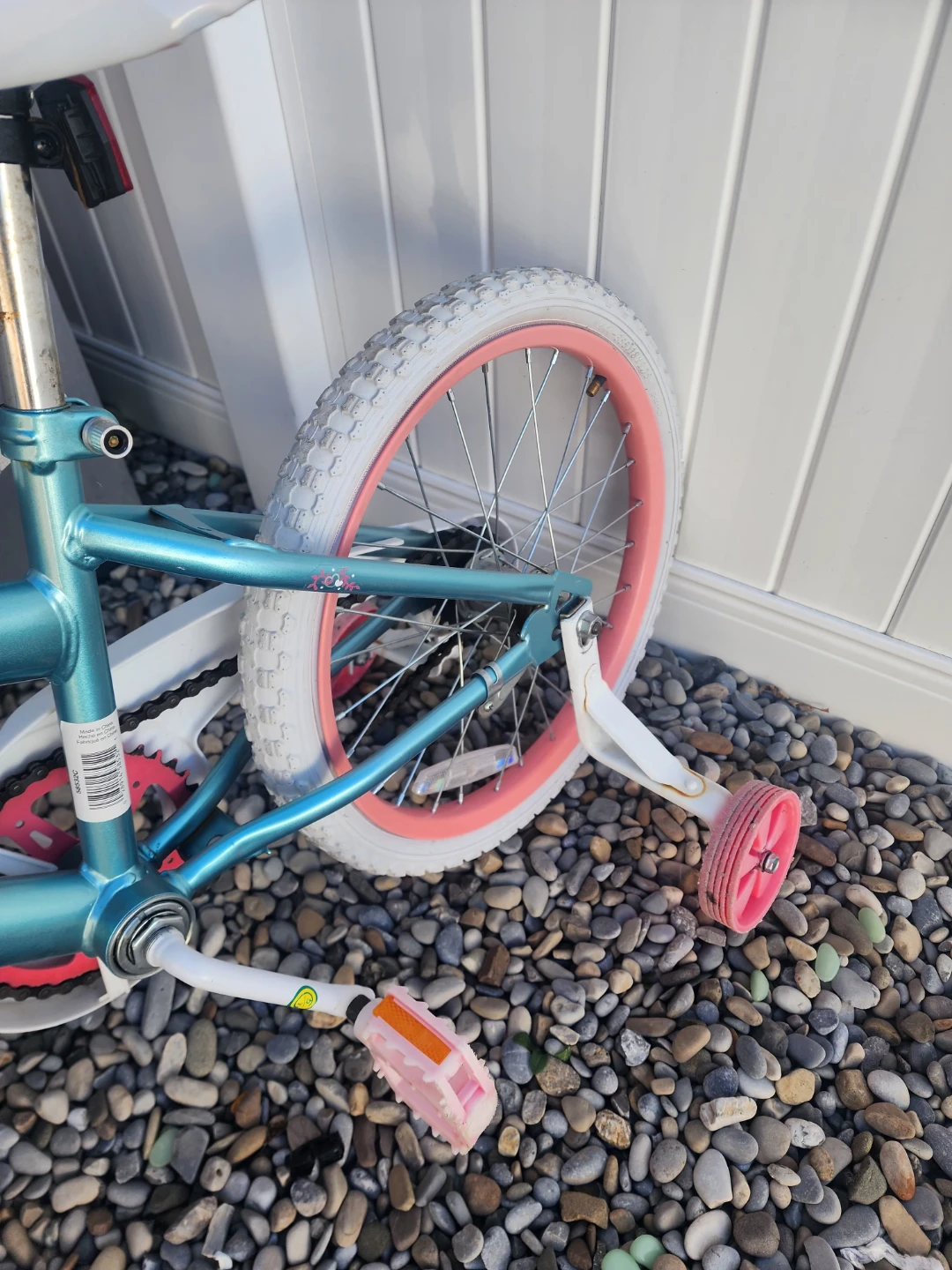 Movelo Razzle Kids Bike with Training Wheels - photo 4