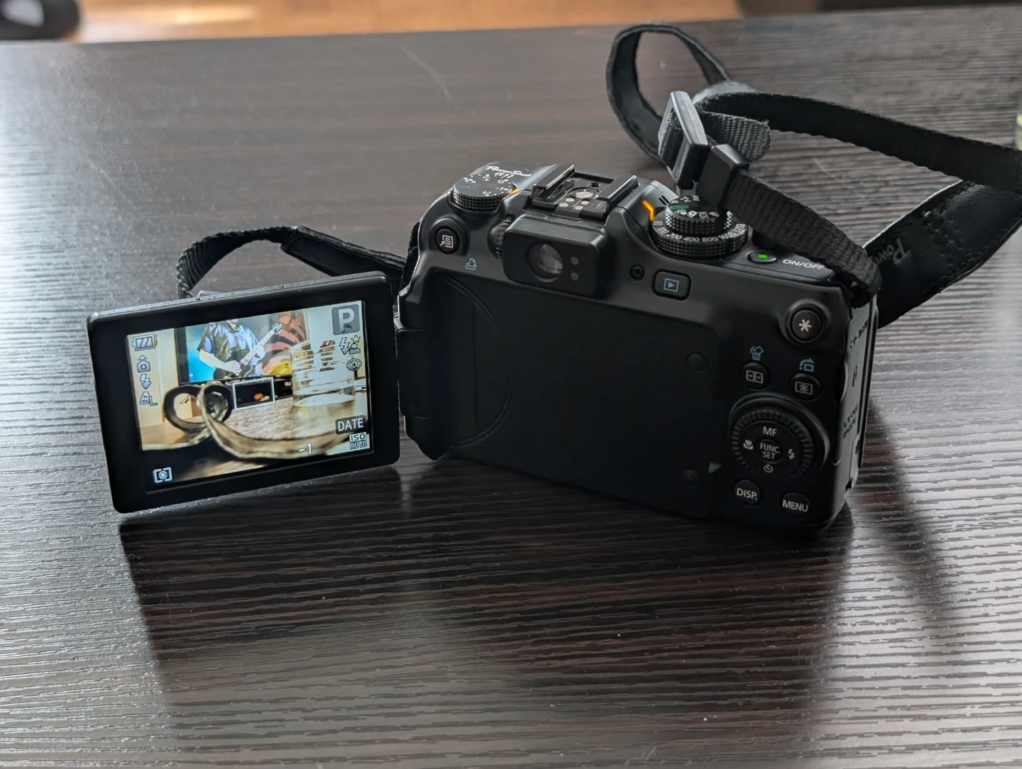 Canon PowerShot G11 Digital Camera with Case & Charger - photo 2