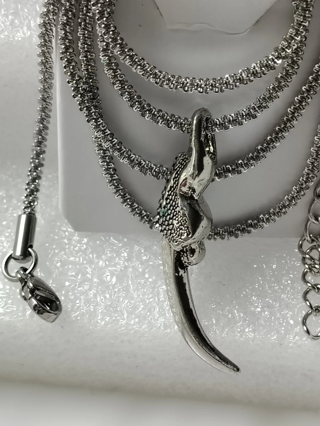 Silver Tone Claw Pendant Necklace - photo 2