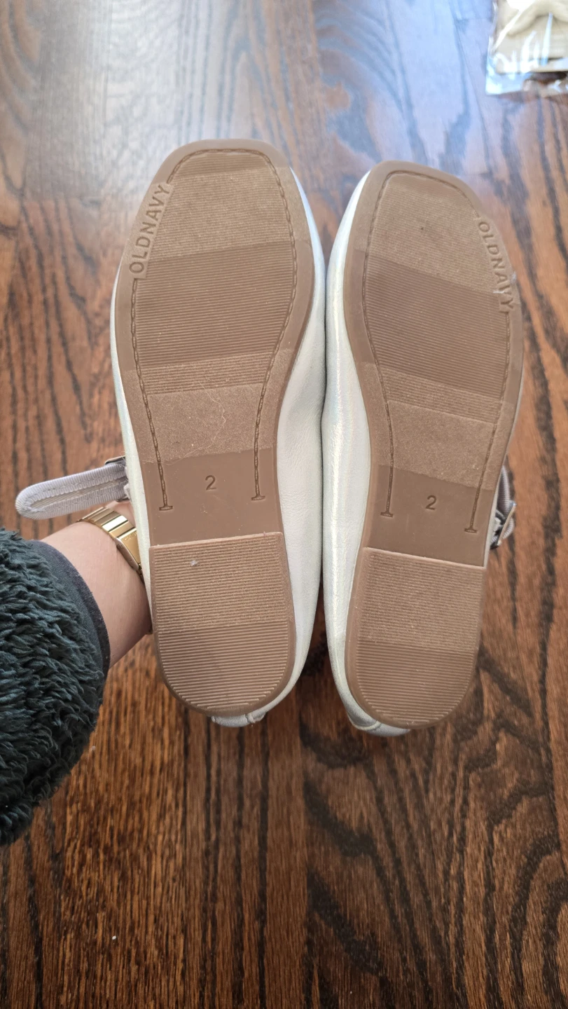 NEW Old Navy Silver Ballet Flats Size 2Y - photo 4