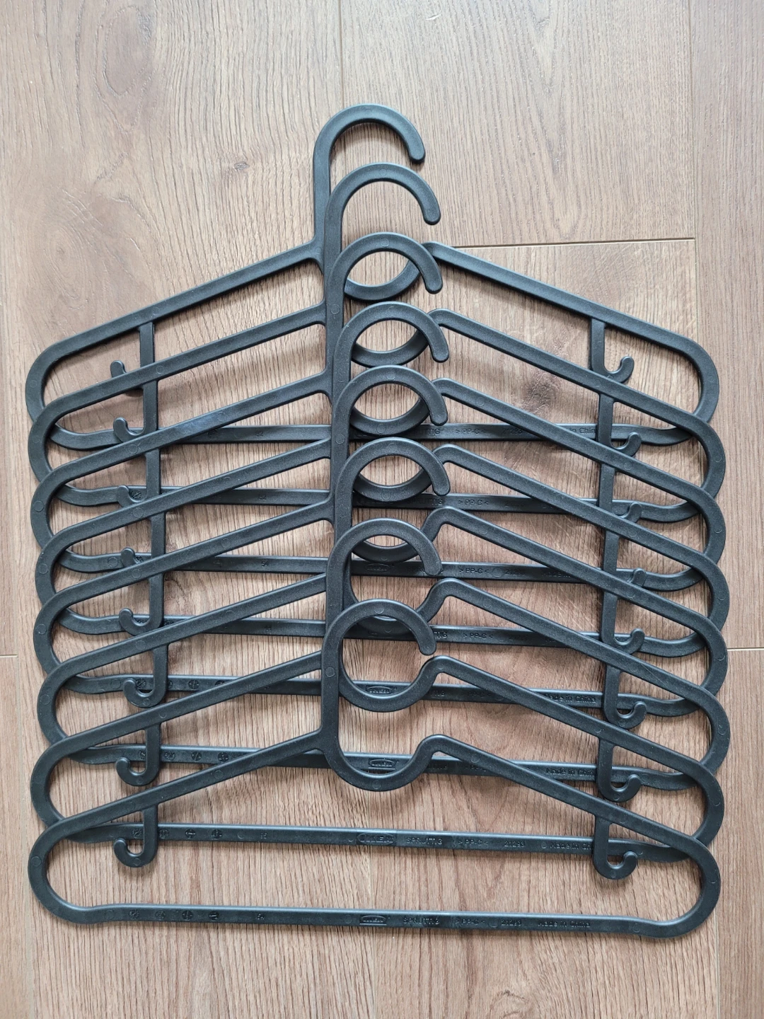 Set of 50 White, Black Plastic Clothes Hangers - photo 2