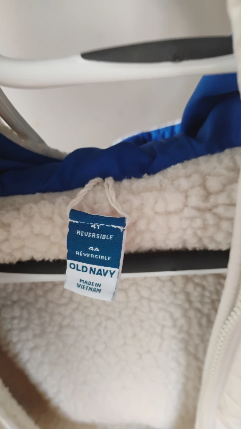 Old Navy Reversible Jacket Size 4T - photo 2