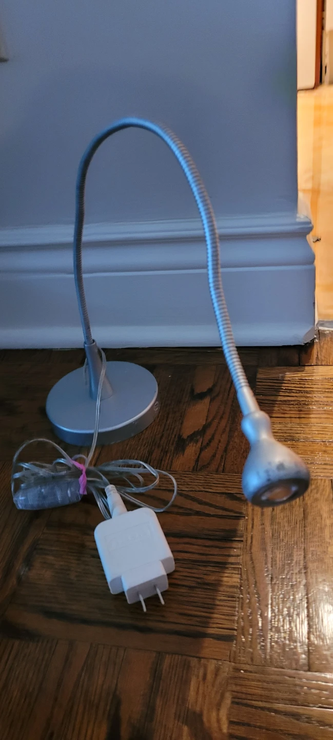 IKEA Adjustable Desk Lamp 🥕