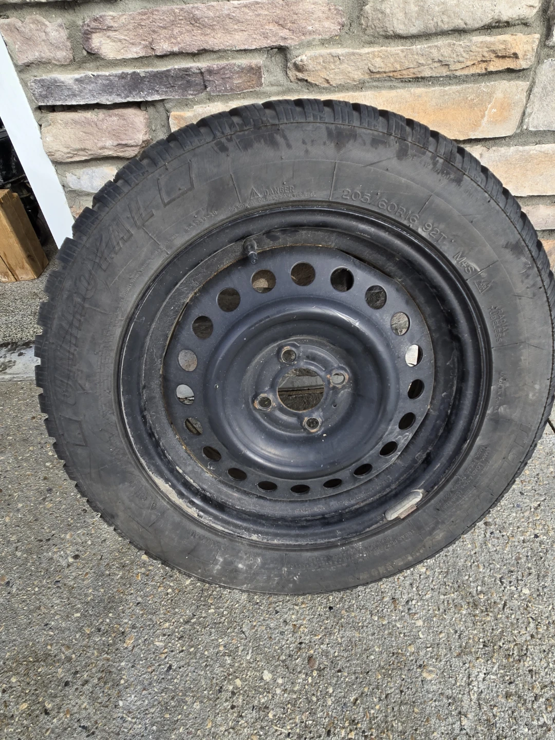 Winter Tires 205/60R16 92T M+S