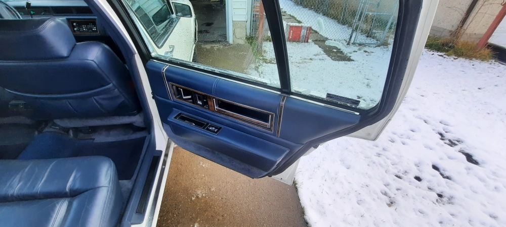 Cadillac Sedan DeVille 1993 - photo 4