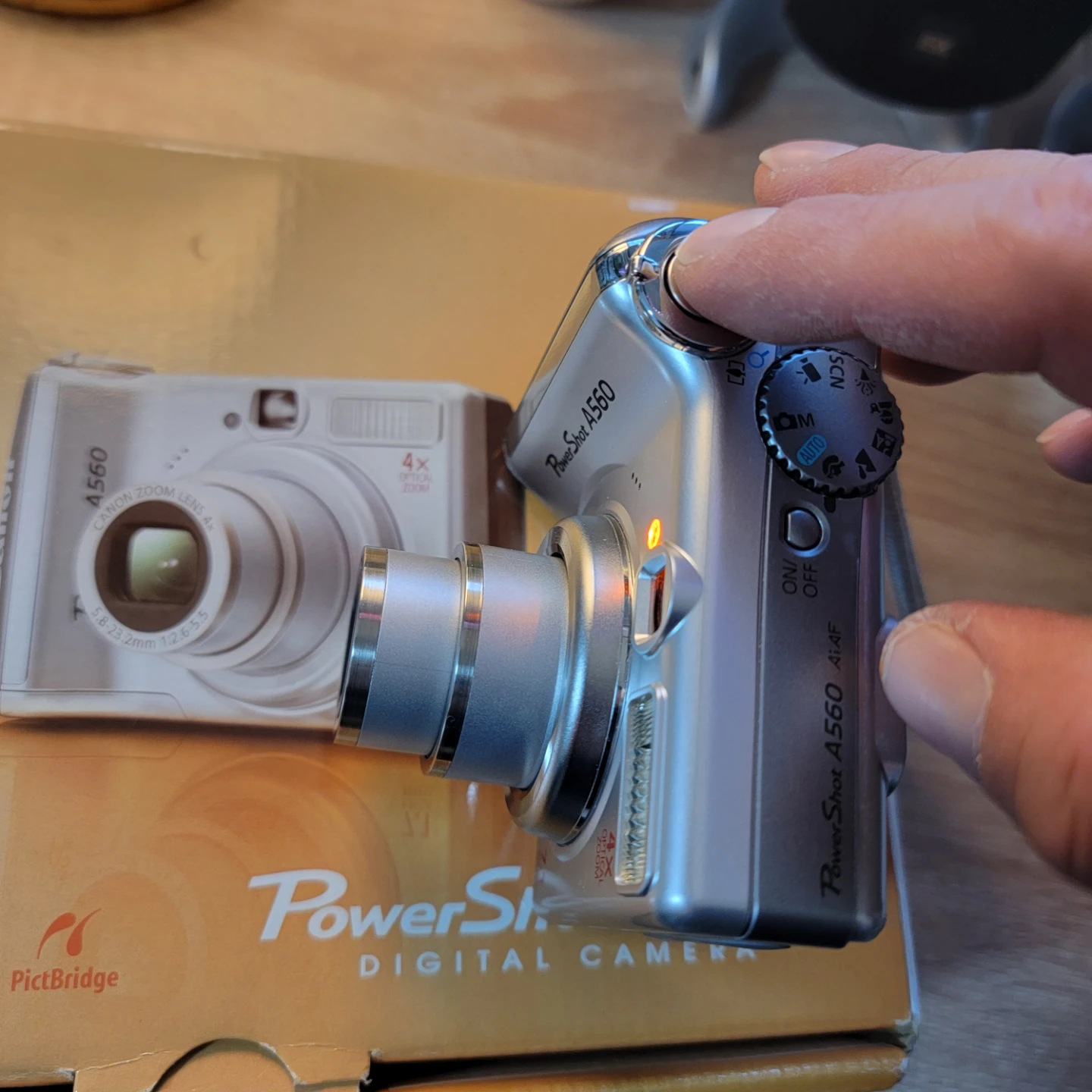 Canon PowerShot A560 Digital Camera - Silver - photo 2