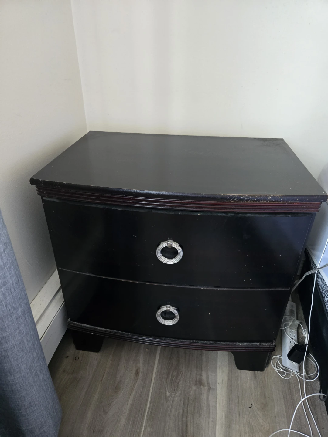 Dark Wood Dresser and Nightstands Set - photo 3