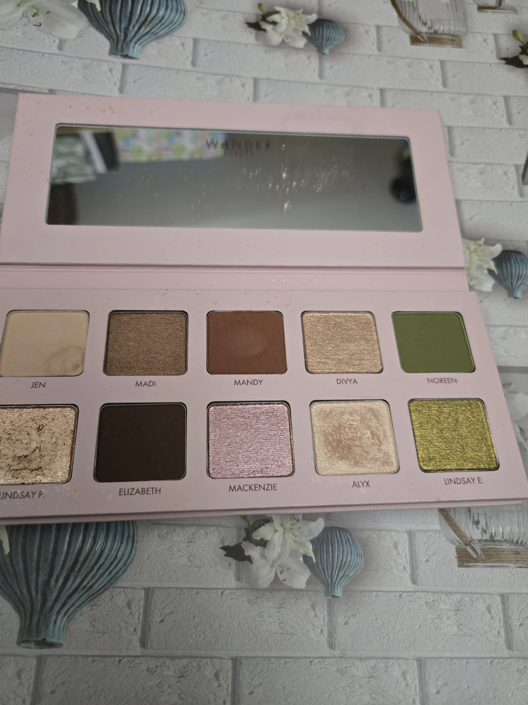 Eyeshadow palette