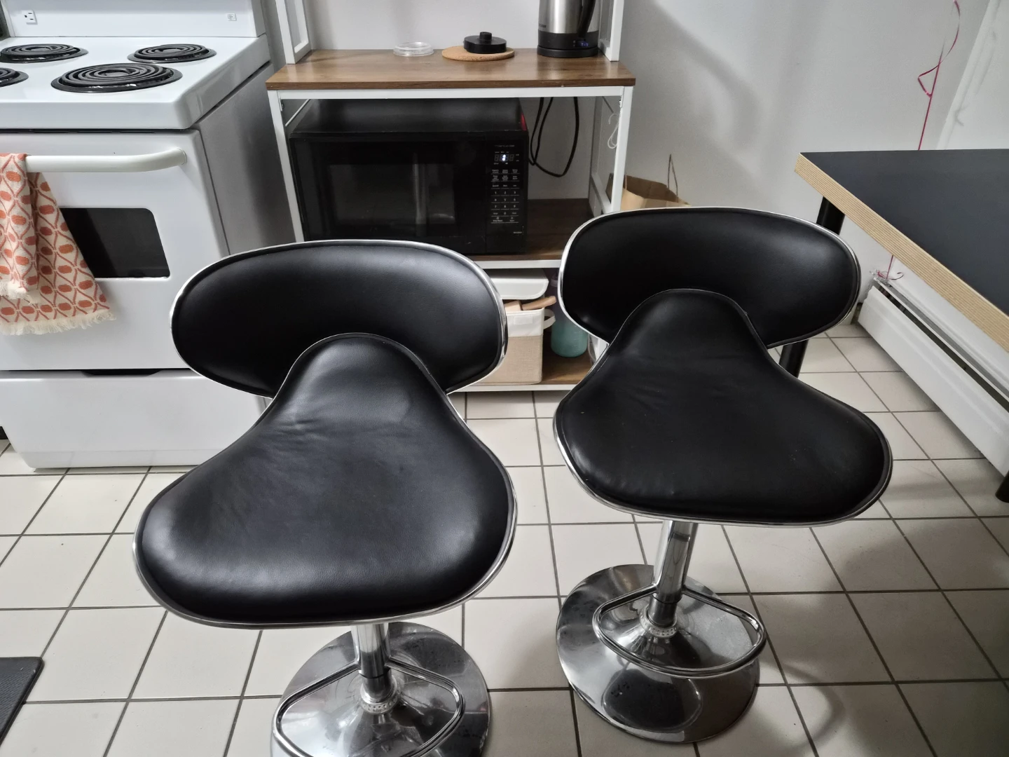 Set of 2 Black Adjustable Bar Stools with Backrests