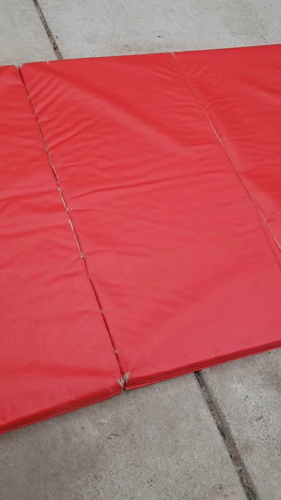 gymnasium mat - photo 3