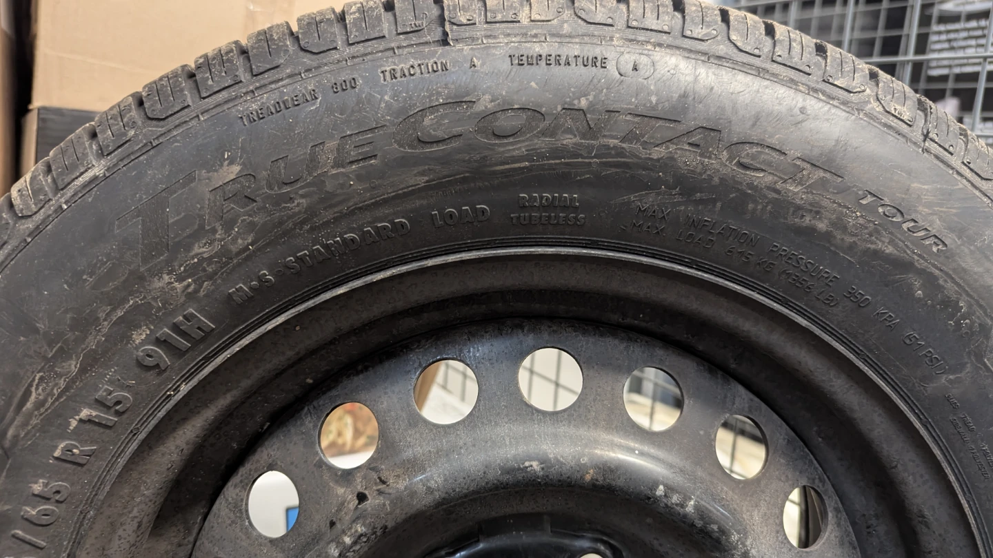 4x 15 inch Continental TrueContact Tour Tires +  Steel Rims