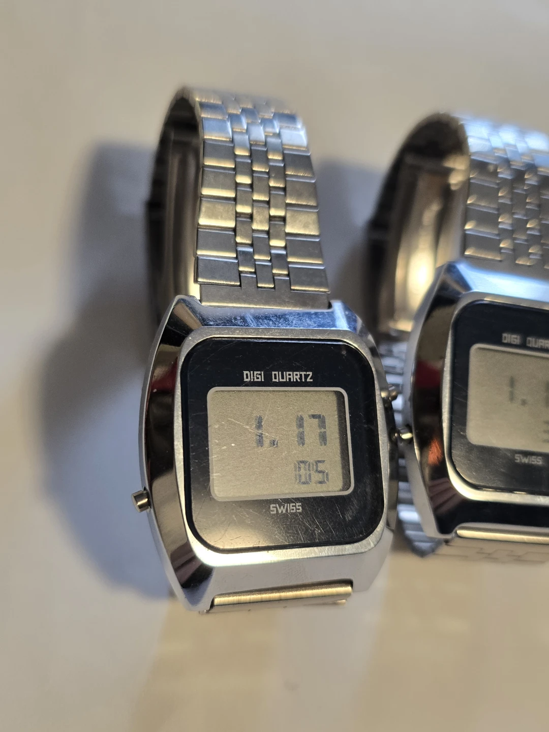 Lot of 3 LCD Digital Watches - photo 2