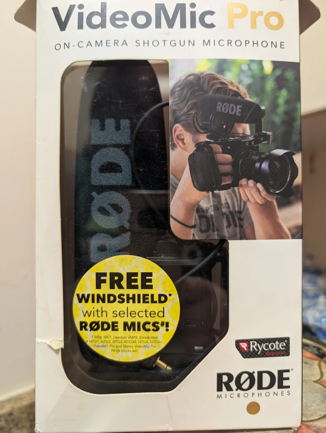 🧡 RØDE VideoMic Pro On-Camera Shotgun Microphone