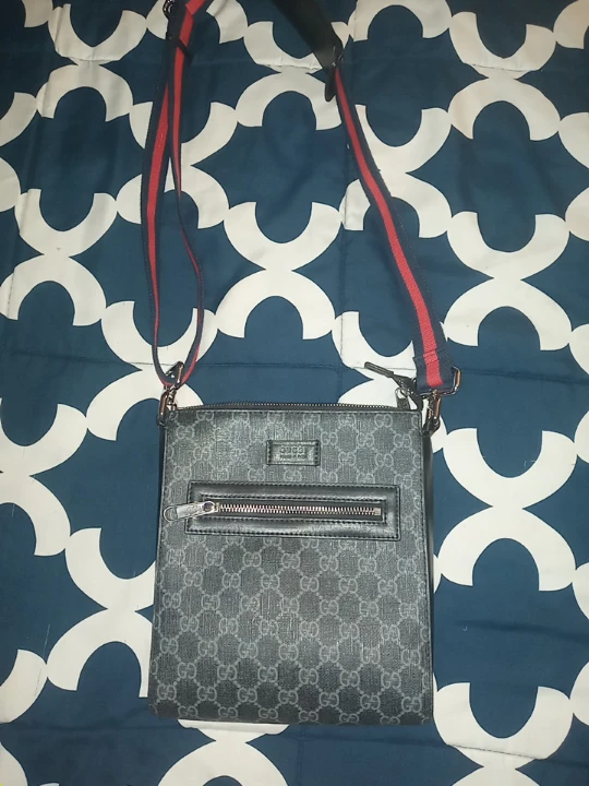 Gucci cross body bag
