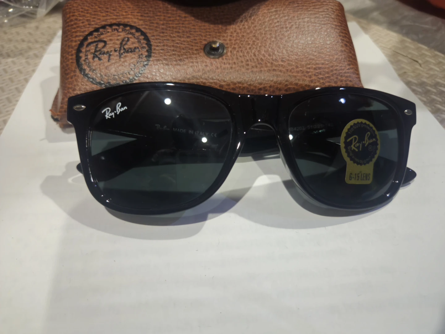 Ray-Ban Wayfarer Sunglasses - photo 2