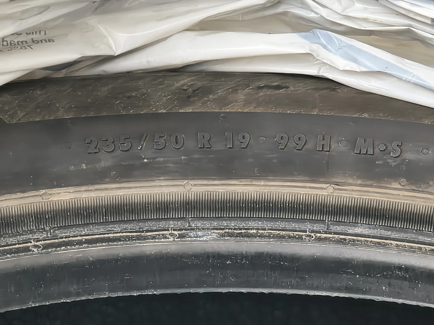 4 x 235/50 R19 Standard Load Radial Tubeless Tires - photo 4