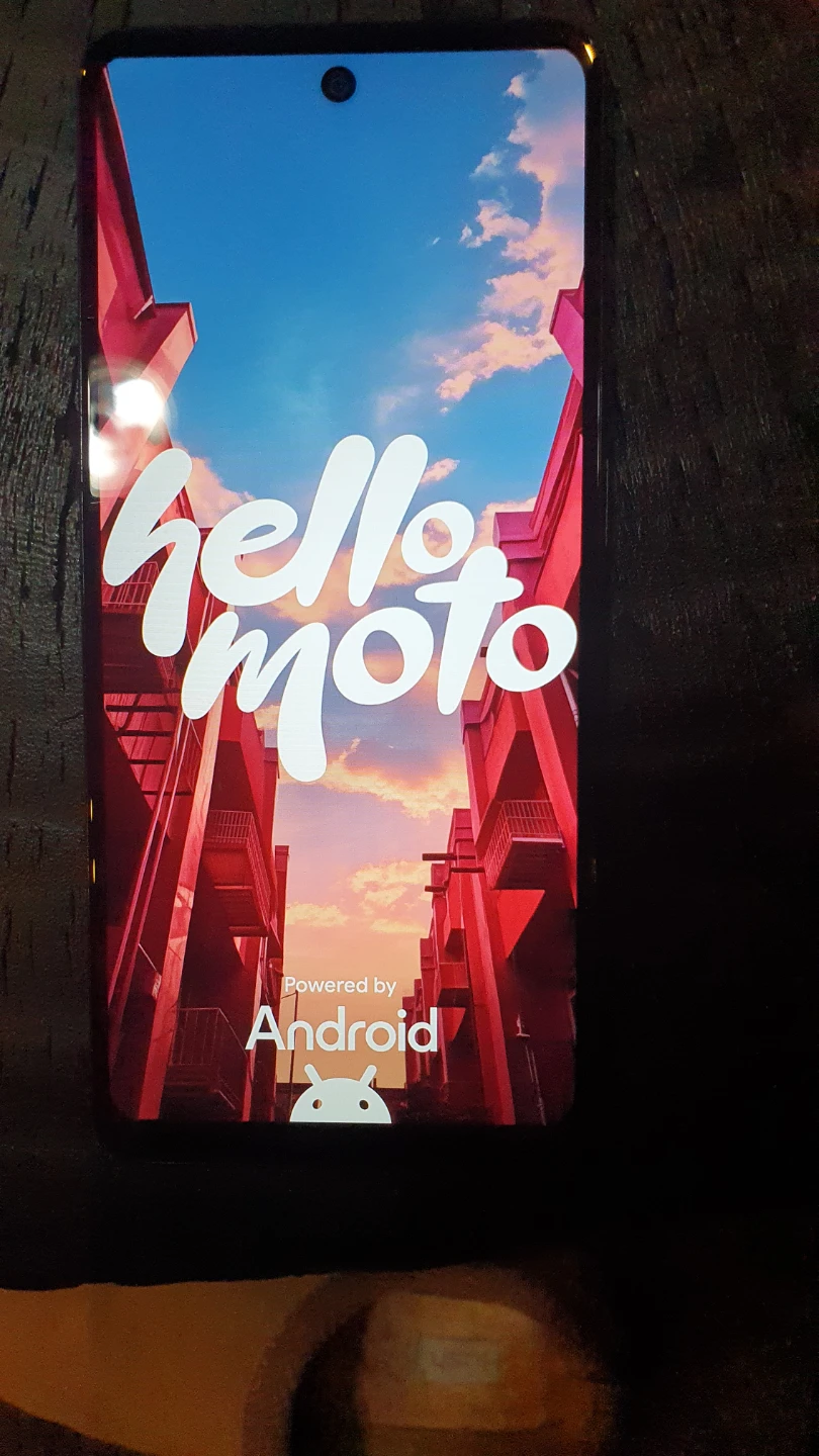 Motorola Smartphone - 50MP Quad Pixel Camera