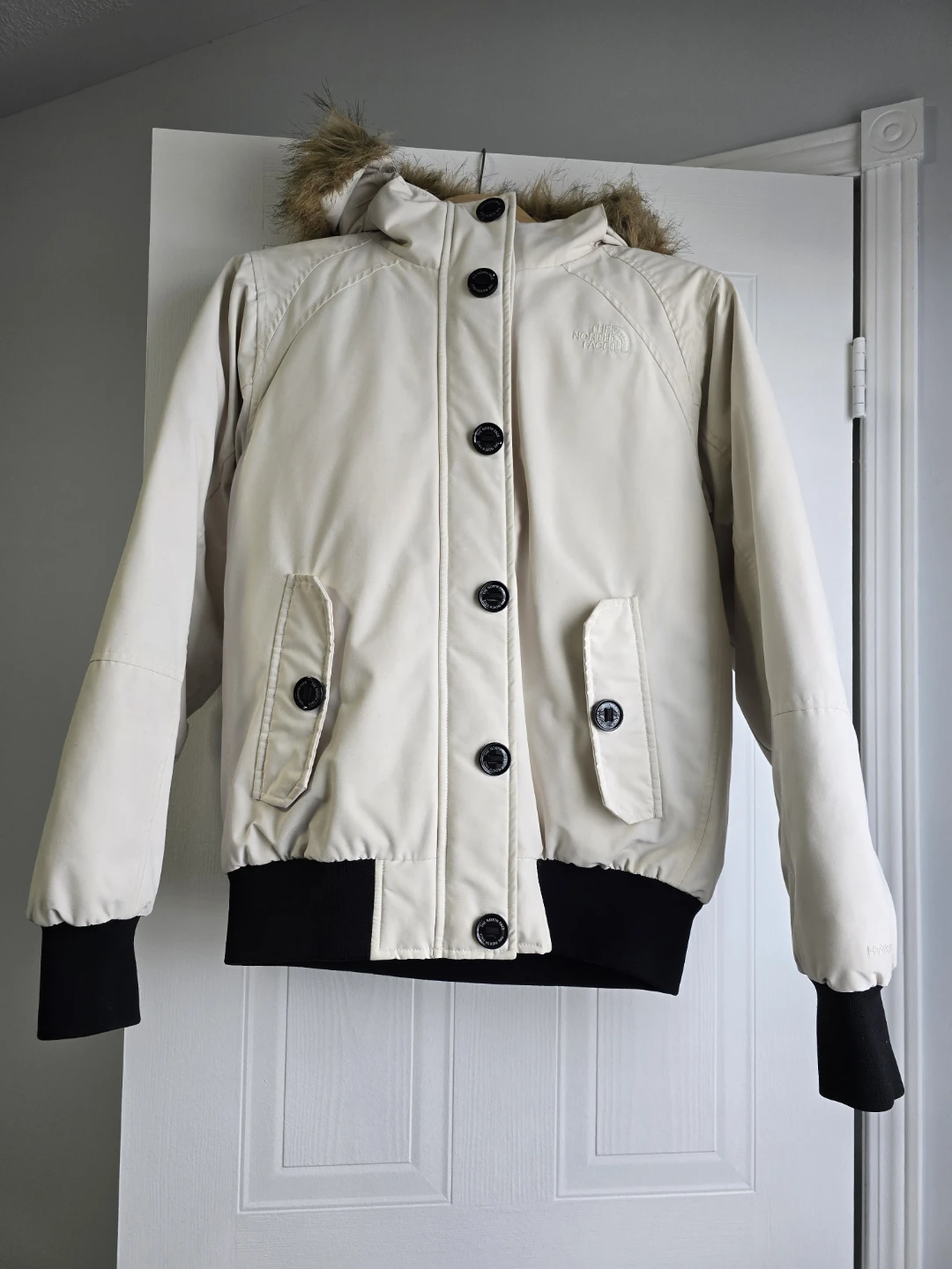 The North Face Women's Winter Jacket Cream - photo 2